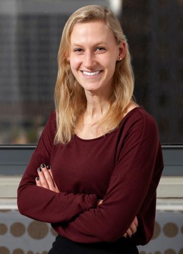 anna connelly headshot